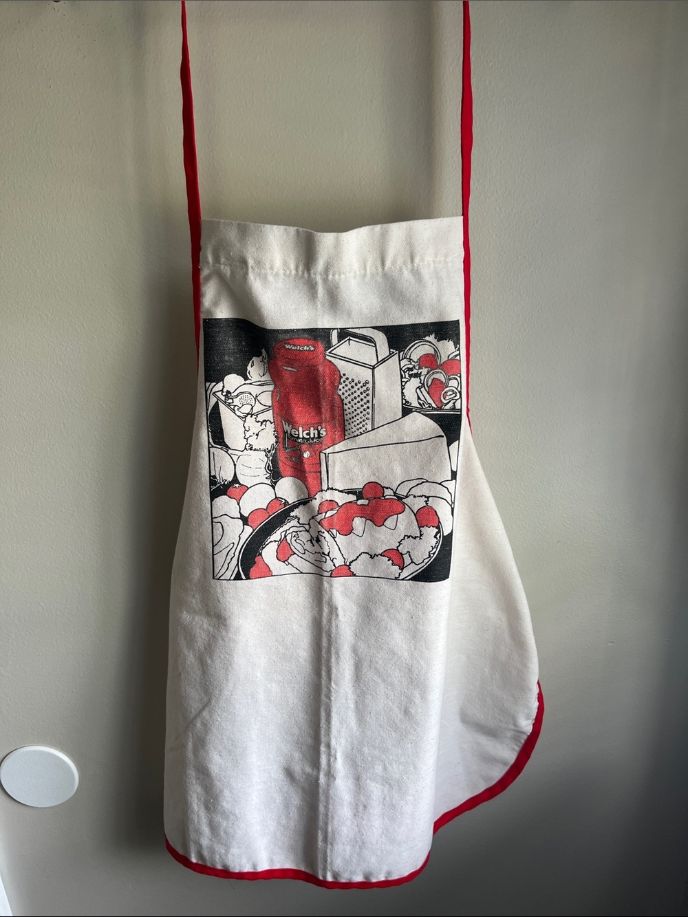 Welch's Red & White Graphic Kitchen Apron Tomato Juice